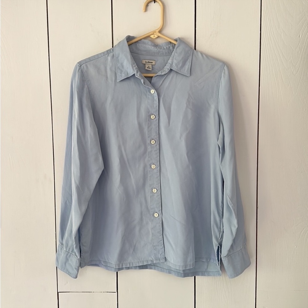 LL Bean Women's Shirt Long-Sleeve Size SP
Light Blue